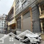 Chính chủ bán nhà khương đình, ô tô tránh đỗ ngày đêm, kinh doanh sầm uất, 6 tầng thang máy.
