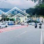 Bán gấp nhà mặt tiền nguyễn hữu cảnh, vị trí siêu đẹp, cách chợ bến thành chỉ 3p xe máy giá 20 tỷ