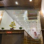 Cho thuê nhà nguyên căn 6 tầng 1 tum 1 tầng hầm để xem mt đường khúc hạophường nại hiên đôngquận