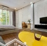 Thuê ngay ch 35m2 ban công lớn full nội thất ngay nguyễn văn thương, bình thạnh