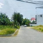 Bán đất tại khu đô thị bàu xéo, giá 2,5 tỷ, 90m2, có bệnh viện, gần các trường học, tiện ích nhiều