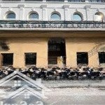 đinh tiên hoàng view hồ gươm nhận diện bậc nhất diện tích 300m,mặt tiền 12m thông sàn trưng bày đẹp