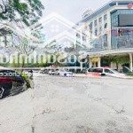 Mua tích sản, mua ngay tòa nhà apartment 1 nhà ra mặt phố linh lang, 120m2*8t*10m mt. sđcc
