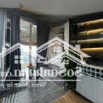 Chính chủ bán căn hộ 130m2, 3n - 2wc, 9 tỷ tại kđt trung hòa, tầng trung view đẹp, full nội thất sđ