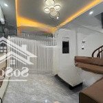 Bán nhà riêng hoàng quốc việt, cầu giấy nhà đẹp ở luôn ô tô, dt 38m2x5t thang máy giá chỉ 8 tỷ