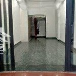 Hoàng mai, hoàng mai. dt 34m2 x 5 tầng, mt 3,4m, giá 6,8 tỷ. nhà mơid, gần mặt phố.