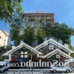 Duy nhất 1 căn sở hữu cả mặt tiền & mặt sông nguyễn văn hưởng - dt: 1000m² - 3 tầng - giá 343 tỷ