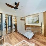 Cho thuê căn hộ studio mặt đường hồng tiến, phong cách luxury, 10tr/tháng sử dụng full tiện ích