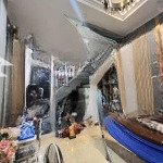 Trung tâm trường thọ, thủ đức, nhà phố liền kề, 3 tầng kiên cố, đường 7m, oto đỗ quanh nhà.
