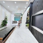 Phố vip hoàng văn thái, mặt tiền đẹp, nội thất xịn, giá yêu thương 8.5 tỷ.