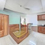 Cho thuê căn hộ rộng 30m2 full nội thất cửa sổ máy giặt riêng gần đhsp, cầu lê văn sỹ chùa pháp hoa