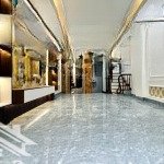 Nhà 6 tầng tứ hiệp-thanh trì dt35m giá 7,75 tỷ cầu thang máy hiện đại. ô tô qua cửa gần ô tô tránh