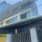 Hiếm có q7, chỉ 4.4 tỷ có ngay nhà 3 tầng 4pn, dt 5m x 11.5m, hẻm 4m thông, vị trí kinh doanh