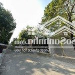 Mặt tiền đường số dt: 3,5x23m xây dựng trệt 3 lầu sân thượng, vị trí đẹp gần công viên