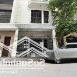 Chỉ 18,5 tỷ sở hữu ngay nhà phân lô ô tô vào nhà - thang máy vừa ở vừa kinh doanh khu vip cầu giấy