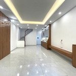 Bán nhà quan nhân 31m², 5 tầng, gần phố, khung cột chắc, ngõ đẹp chỉ 5.6 tỷ