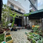 Chủ kẹt bank giảm 2 tỷ, bán nhà 238m2, hxh ngay ql13, giá chỉ 40tr/m, thông vạn phúc. giá 9,6 tỷ.