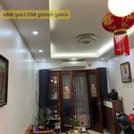 ở ngay! nhà đẹp việt hưng 5 tầng, gần phố, ô tô sát nách, giá 6.x tỷ cực tốt!
