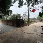 Cần tiền bán gấp lô 480m lô góc, có 200 thổ cư , đường oto tải đỗ