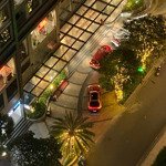 Chính chủ cho thuê căn hộ 2 phòng ngủ, 1 wc vinhomes central park bình thạnh
