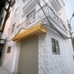Bán nhà phúc lợi, long biên. lô góc 3 thoáng dt 50m 5 tầng, 5 ngủ ô tô vào tận nơi giá 6.1 tỷ