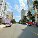 Bán nhà mặt tiền phạm ngọc thạch, ngay trung tâm thương mại cái khế