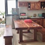 Bán nhà 3 tầng full nội thất 100m2 ngang 5m chỉ 4.3 tỷ. vĩnh hòa nha trang. gần đường nguyễn chích