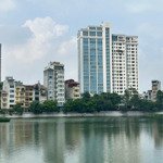 Chủ nhà gửi bán nhà mặt hồ đắc di, trung tâm quận đống đa. 300m2 x 2 tầng, mt: 6m, giá bán: 60 tỷ