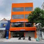 Chính chủ bán nhà mặt tiền cao thắng, quận 3 - dt: 8x18m - 5 tầng - hđt: 300 triệu - giá bán: 50 tỷ