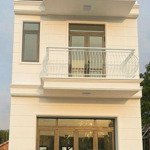 Bán nhà mặt phố tại hùng vương, 2,9 tỷ, 72 m2, 2pn, 2wc, bến cát, bình dương