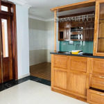 Cho thuê biệt thự kdc 6b văn lang, phạm hùng, bình chánh, dt 10x20m nhà mới 100%, giá 47tr/th