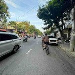 Chủ định cư nước ngoài nên bán nhanh căn nhà trên đường nguyễn văn thoại