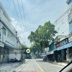 - bán nhà 3 tầng mặt tiền hoàng văn thụ ngang 8m lh : 0934797168