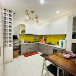 Bán nhà đẹp hxh 7m tại ni sư huỳnh liên p.10 tân bình nhà 1 trệt 3 lầu nhà mới