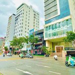 Bán khách sạn 3 sao 12 tầng 1 hầm, mặt tiền đường phạm văn đồng cách biển 700m. q. sơn trà, đà nẵng