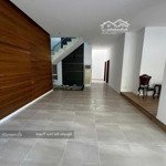 Bán nhà mới hxh lê văn sỹ, quận 3 - dt 14x 17m trệt 3 lầu, sân rộng thoáng giá 45 tỷ