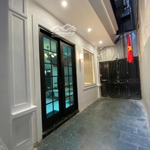 Chính chủ cần bán nhà 40m2, nằm tại trung tâm quận cầu giấy