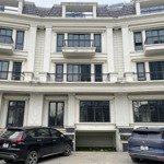 Bán biệt thự kinh doanh tại kđt ciputra, 2 mặt tiền, view công viên, sổ đỏ cc, giá rẻ nhất khu vực