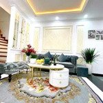 Liền kề ngô thì nhậm hà đông, diện tích 200m2 * 5t, ô tô vỉa hè đá bóng, kinh doanh