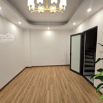 Vĩnh hưng - ô tô đỗ cổng - ngõ thông - nhà xây mới - chỉ 5.6 tỷ