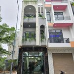 Nhà phố: 4 tỷ 100, nhà mẫu hiện đại full nội thất sang trọng kdc phú hồng thịnh 8, tp. thuận an