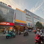 Mặt tiền quận 1 - đường trần hưng đạo gần chợ bến thành chỉ 3x tỉ, dtcn 66m2 7 tầng