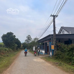 Bán đất mặt đường nhựa liên xã 1668m2 - 1015m2 ont mặt tiền 50m có thể phân lô làm xưởng