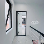 Chính chủ cho thuê căn cọ xanh 78m - hoàn thiện 2 tầng. tình trạng như trong ảnh - giá 5 triệu