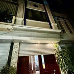 Phân lô siêu đẹp ô tô tránh có gara ô tô nội thất xịn sò - khu vip hai bà trưng, sổ đỏ chính chủ