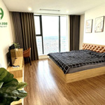 Chính chủ cần bán căn hộ 3 ngủ + 1 tại tòa chung cư sunshine center. lh: 0977.986.243