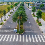 Chính chủ bán gấp lô đất 5m x 18m đường 15m. giáp nguyễn hữu trí bình chánh. giá 700 triệu