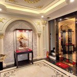 Cần bán gấp nhà lạc long quân, 74m x 6 tầng thang máy, cách phố 20m, giá 19.2 tỷ