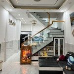 Ra nhanh nhà đường 3/2, p12, quận 10, gần khúc giao thành thái, dt 49m2, giá 2tỷ950, sổ chính chủ