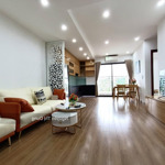 Bán căn hộ f4 trung kính dt 82m2 2pn giá 5.6 tỷ 0383906063